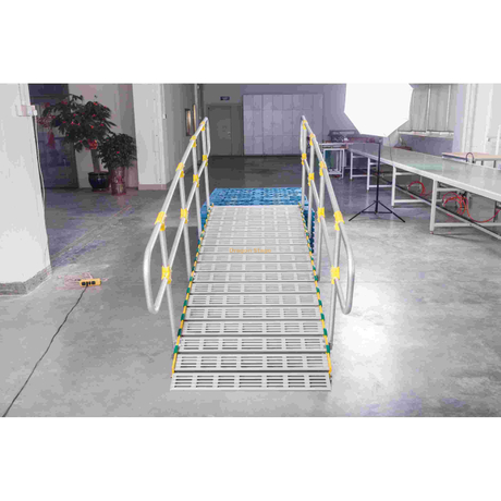 Rampe Mobile Alu Enroulable pour le Déchargement des Voitures / Rampe pour Fauteuil Roulant à l'Entrée