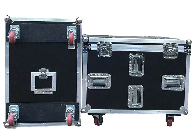 Flight-case pour équipement d'éclairage