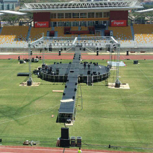 plywood red Round Stage with stairs2.jpg