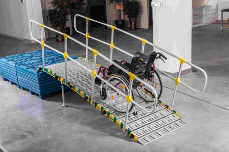 Rampes de chargement de voiture pliantes en aluminium réglables pour handicap de porte