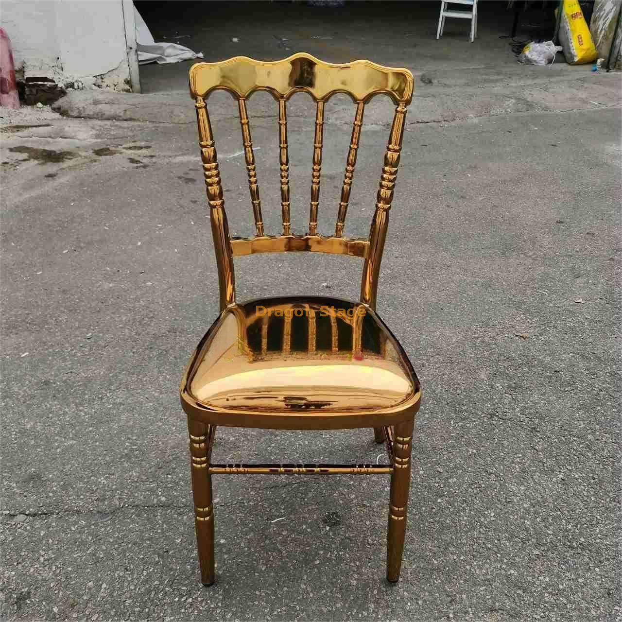 chaise d'hôtel (3)