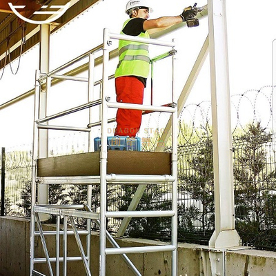 Tour d'échafaudage en aluminium roulant portable au meilleur prix de 4 m pour une utilisation en extérieur