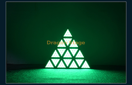 La matrice triangulaire allume la KTV polychrome allume la barre d'éclairage d'ambiance met en lumière la représentation de mariage
