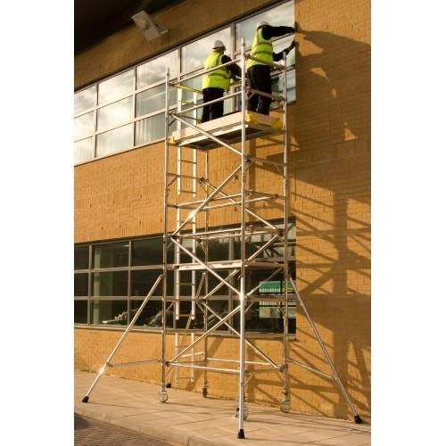 Échafaudage portable en aluminium polyvalent à prix usine avec roues pour hôpital