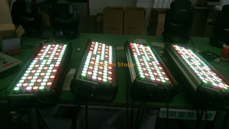 Projecteur de conférence tricolore à LED RVB de haute qualité