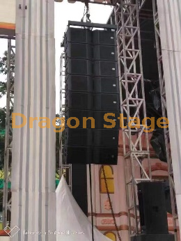Système de line array 48+24 pour événement en plein air (50 000 personnes)