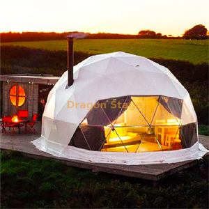 Tente de camp de maison de dôme de fête touristique de complexe touristique de luxe pour 2 à 4 personnes vivant