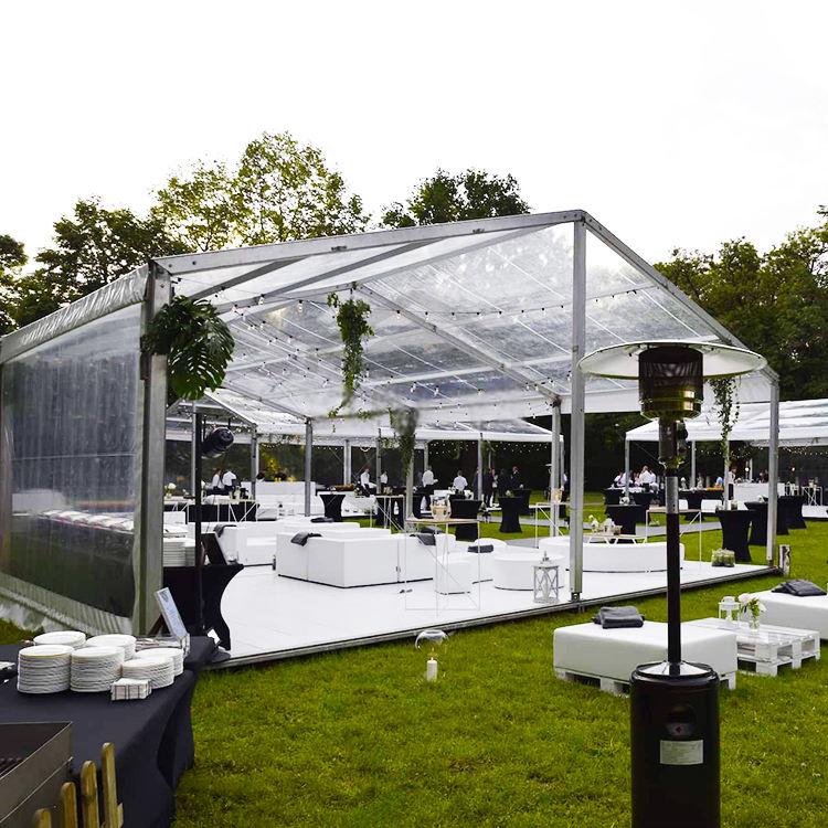 Tente de salon de fête pour 300 personnes