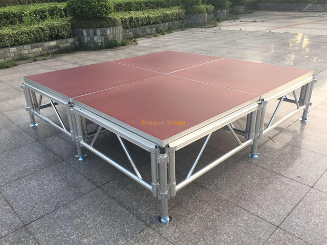Petit étape de l'église portable en aluminium extérieur à vendre 8 x 8 pieds 0,6-1m de haut 2 escaliers