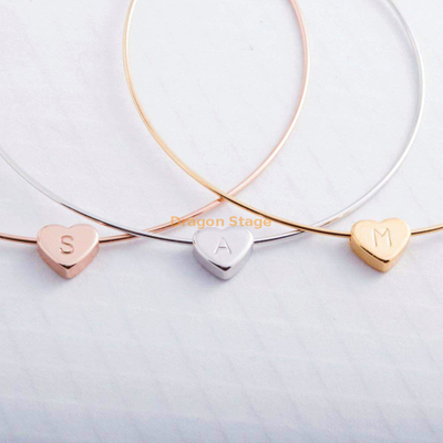 bijoux en acier inoxydable pour femmes lettre gravée personnalisée bracelet manchette en forme de coeur réglable bracelet jonc