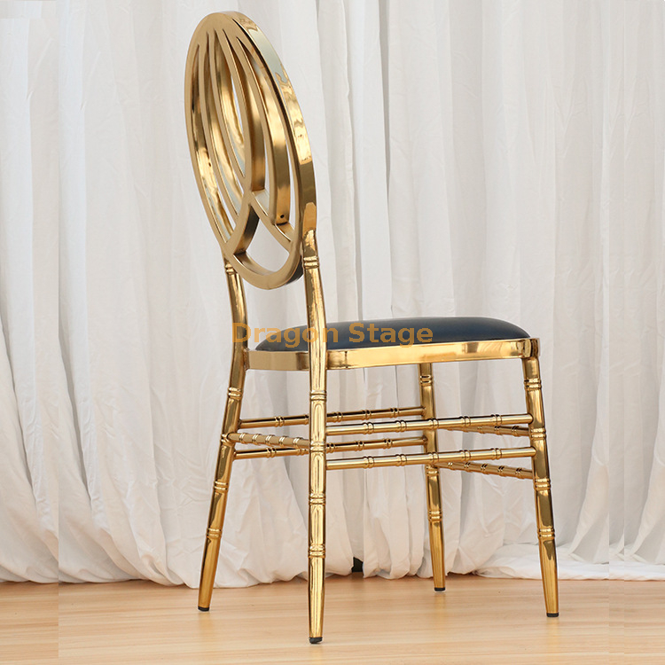 Chaises Phoenix Plaquées Or (3)