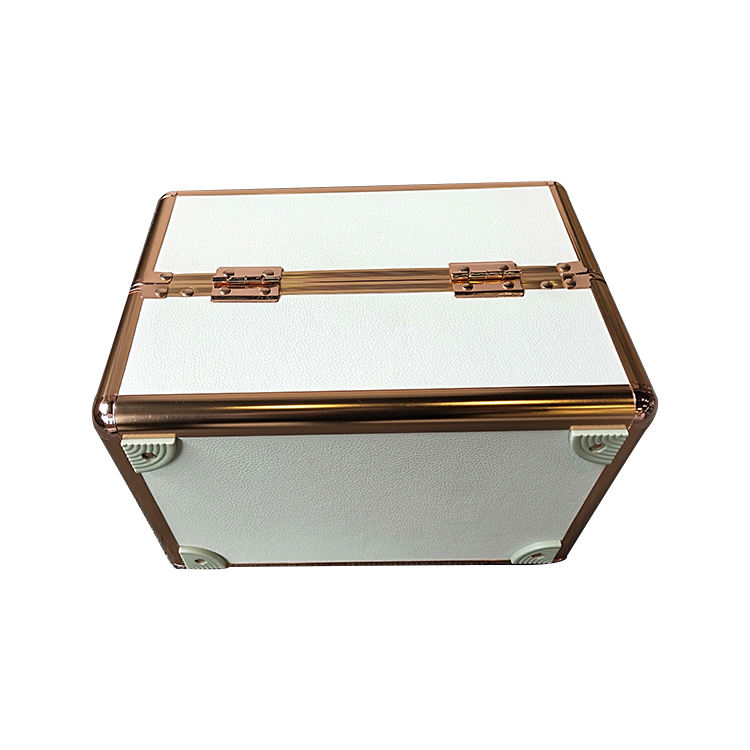 trousse à maquillage avec cadre en aluminium