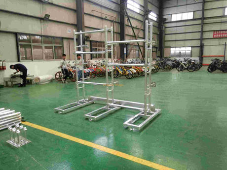 Support au sol de scène en aluminium suspendu pour écran Led Truss 6x3m