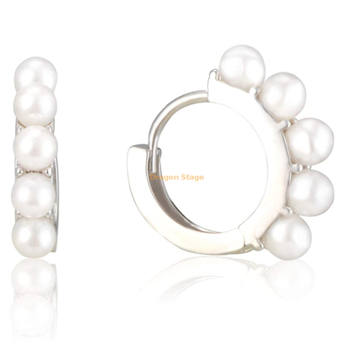 Dernière mode bijoux en acier inoxydable perle huggie boucles d'oreilles créoles en argent plaqué or
