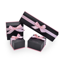 boîte d"emballage cadeau