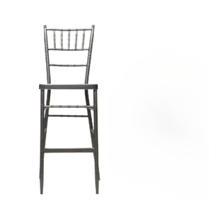 Le fabricant de Foshan fournit des chaises de bar à pieds hauts en métal, des chaises de château à bar haut de style européen, des chaises de bar en bambou, des chaises de bar en métal