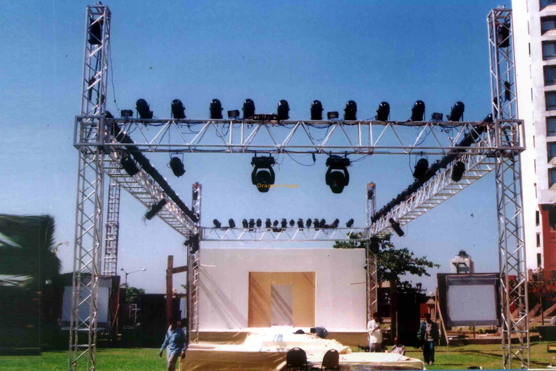 Écran LED en alliage en aluminium Système de truss 8x8x6m pour le concert en plein air 
