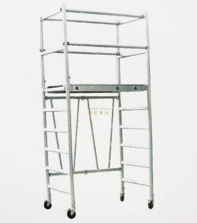 Échafaudage roulant pliable en aluminium de 4 m de hauteur de travail avec échelle pour les travaux de montage de réparation de nettoyage de Villa