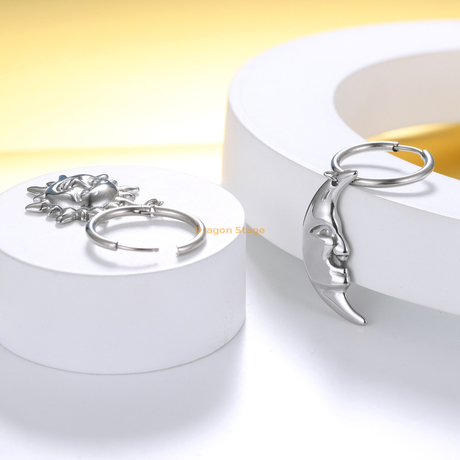 vente en gros de bijoux de hip hop de mode en acier inoxydable personnalisé soleil et lune balancent boucle d'oreille cerceau