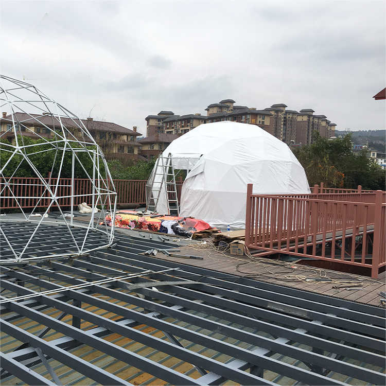 Tente dôme extérieure pour événement Glamping