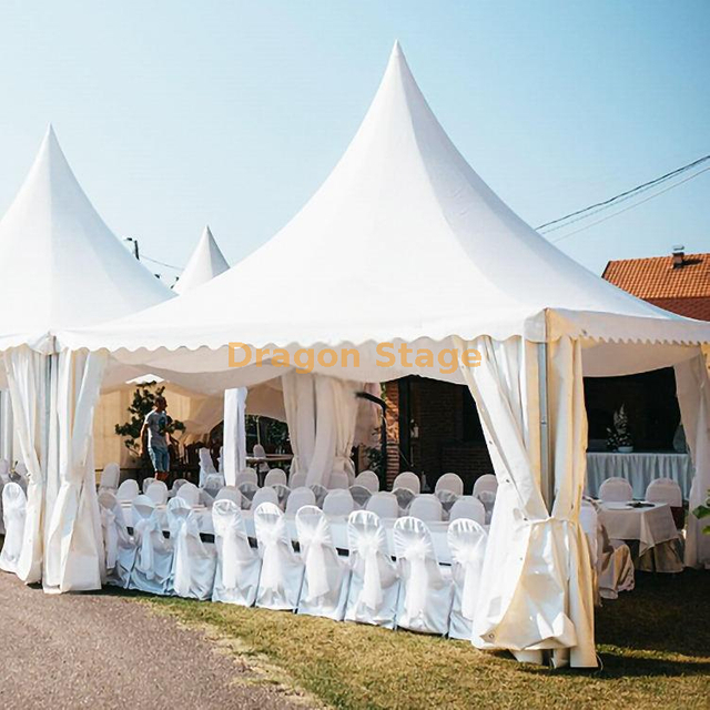 Tente de chapiteau de mariage de fête d'arrière-cour d'événement de pagode extérieure