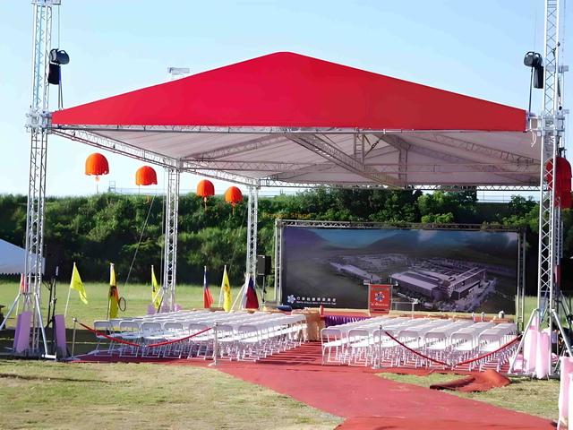 Système de ferme de tente à canopée en plein air pour l'événement de mariage de fête 18x12x7m