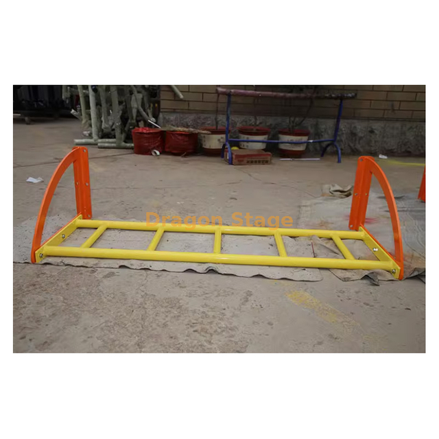 Échelle droite et luminaire mural (2m)