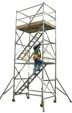 Tour de bord double échafaudage avec échelle de pas