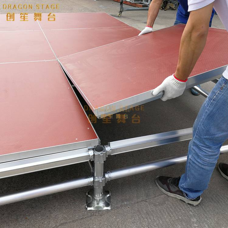 Taille portative en aluminium 0.4-0.8m de l'étape 14.64x4.88m de tuyau de passage couvert de mode