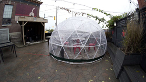 Tente de dôme géodésique de camping étanche avec salle de bains