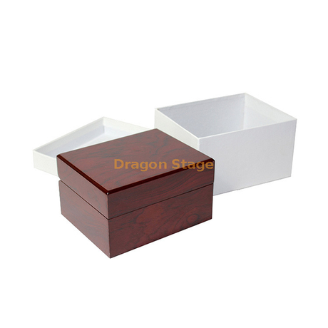 En stock boîte de montre en bois marron de mode de luxe de prix d'usine pour le cadeau