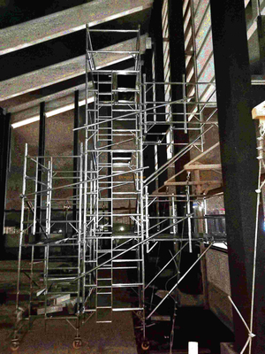 location d'échafaudages en porte-à-faux en aluminium