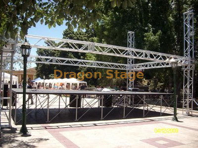 Système de botte de plaque de base extérieur personnalisé pour la performance du village français 10x10x4m