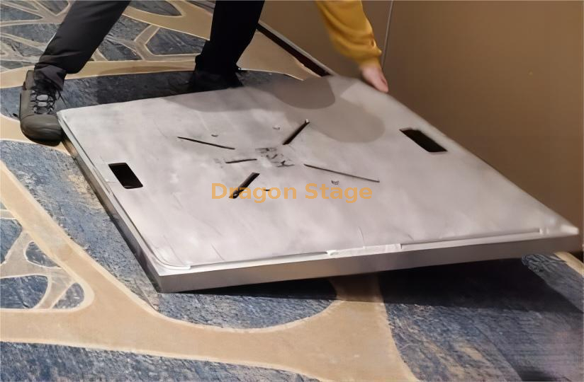 Plate de base en aluminium pour la ferme des boulons