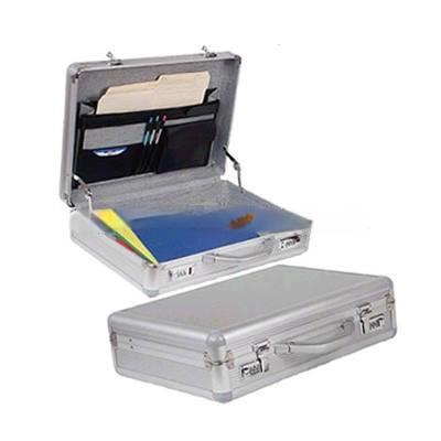 Mallette en ruban d'aluminium
