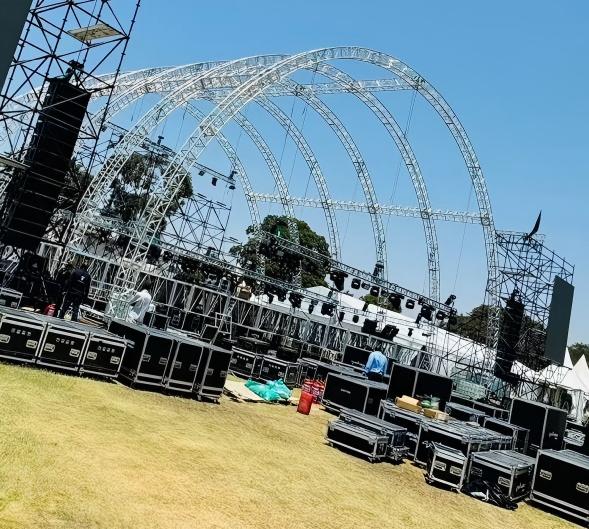 Grande structure en treillis d
