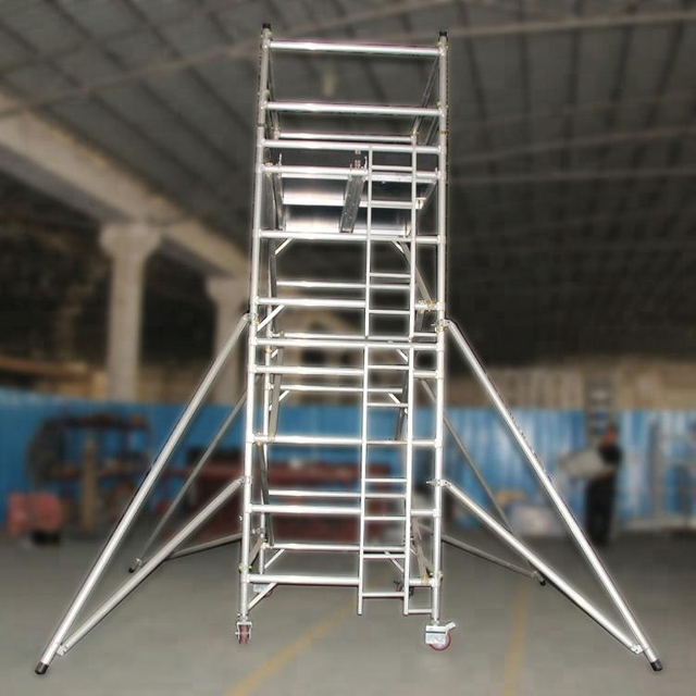 Échafaudage roulant en aluminium simple largeur léger populaire pour l'utilisateur final