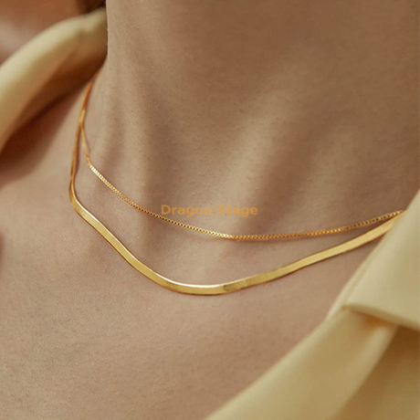 Délicat 18K Or Rempli Mince Maigre Serpent Chaîne Collier En Acier Inoxydable Superposition Collier Ras Du Cou pour Les Femmes