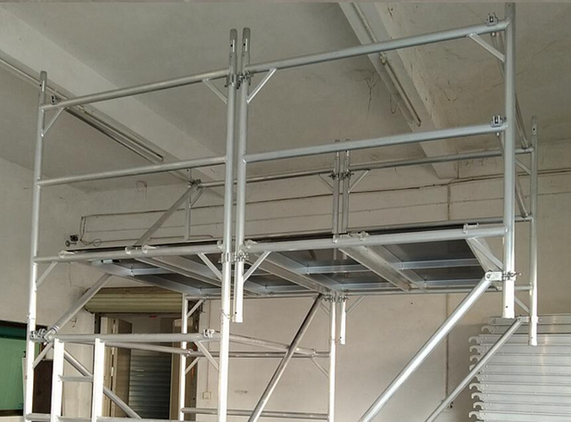 échelle d'échafaudage en porte-à-faux en aluminium
