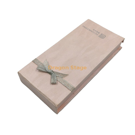 Usine de boîte d'emballage personnalisée Boîtes-cadeaux en papier de vaisselle à rabat rose personnalisées avec couvercle magnétique