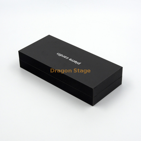 Couvercle de papier de carton mat noir de vente chaude et boîte de base avec le logo d'emboutissage