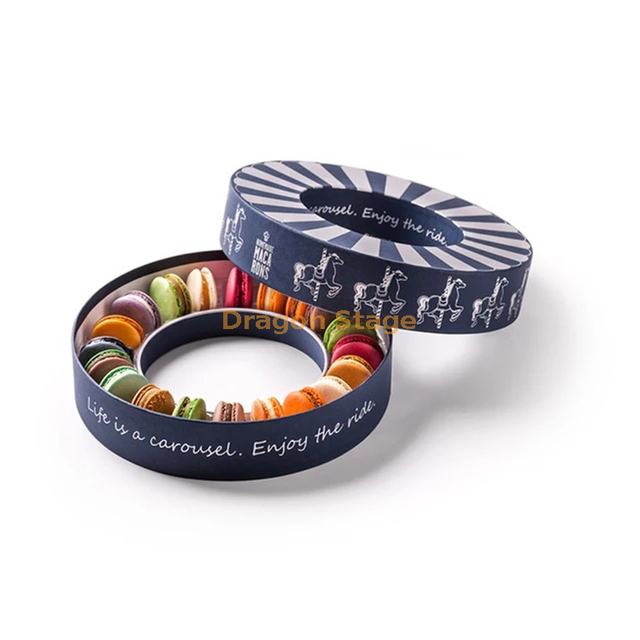 Boîte de macaron d'emballage de gâteau sucré de cadeau de noël de papier de cylindre rond de luxe adapté aux besoins du client avec la fenêtre claire