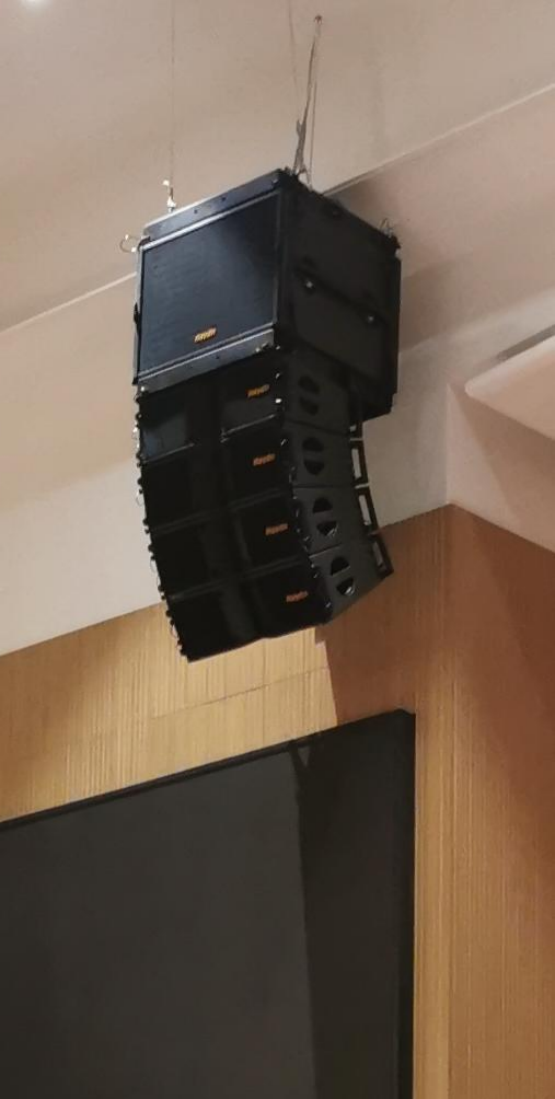Syst&egrave;me audio line array &agrave; haut rendement s&eacute;rie HT