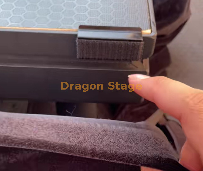 Clips de bord de sc&egrave;ne