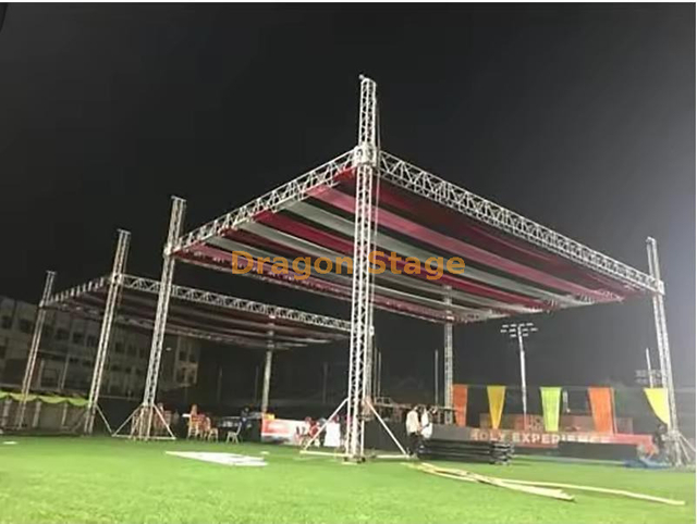 Éventail d'éclairage Spigot Stage Truss Roof System 18x11x10m