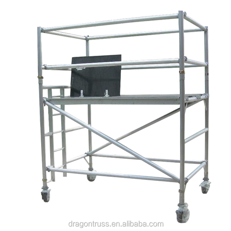Échafaudage portatif en aluminium de prix usine avec des roues pour le nettoyage de mur extérieur d'hôpital