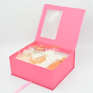 Boîte de parfum de boîte-cadeau d'emballage en papier personnalisé de luxe avec fenêtre en pvc transparent