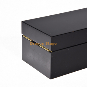 Boîte-cadeau d'emballage de boîte de bouteille de parfum en bois de luxe faite sur commande de laque noire de piano avec la serrure principale