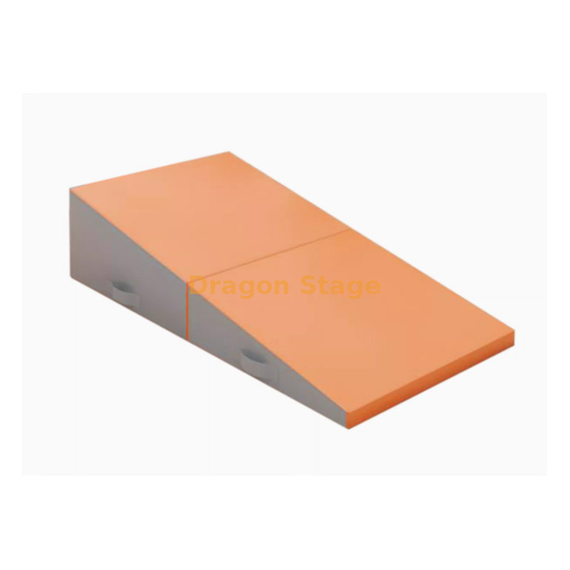 Tandage de pliage du triangle parkour