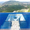Couverture de piscine en plexiglass.